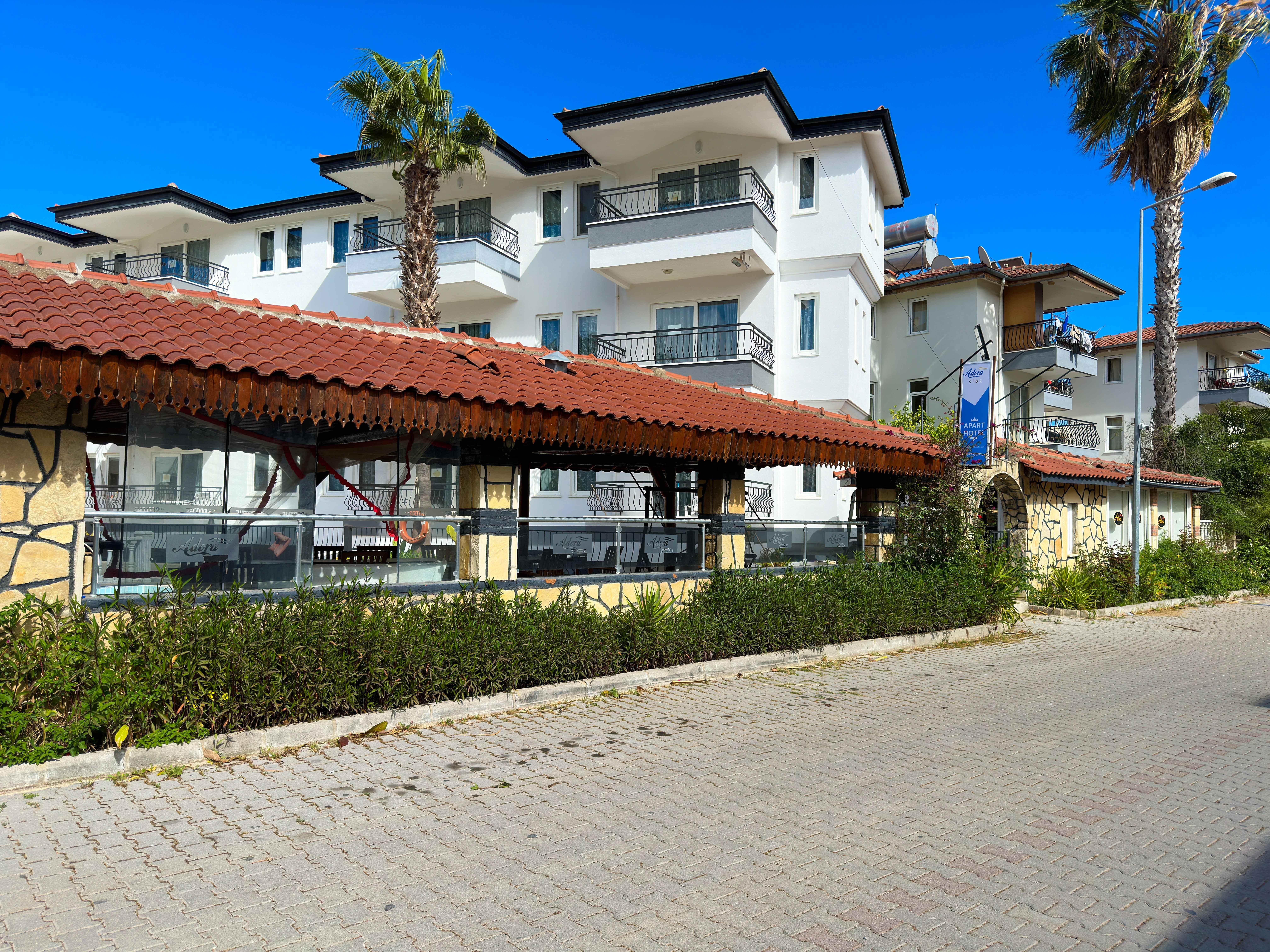 Adora Side Apart Hotel Luaran gambar
